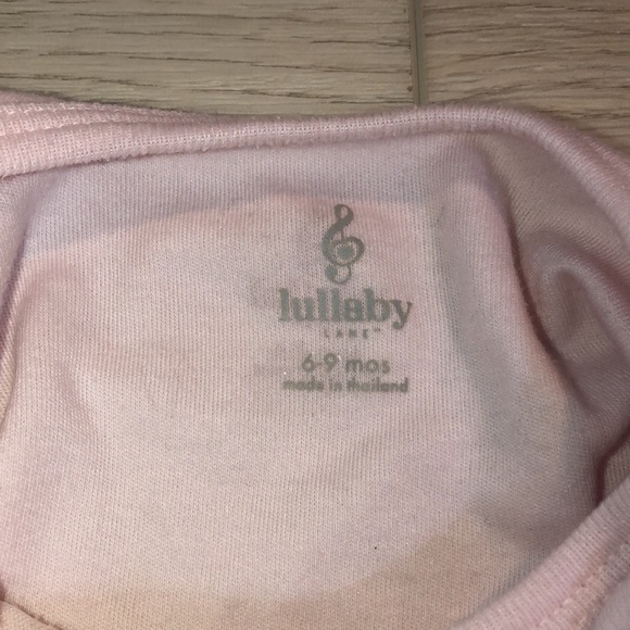 Long sleeve onesie￼ - Picture 4 of 4